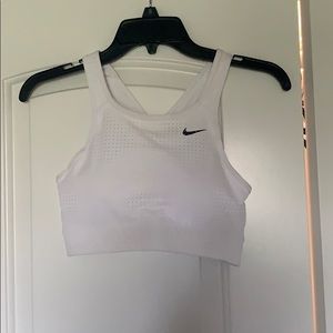 White Nike high neck sports bra (new w/o tags)